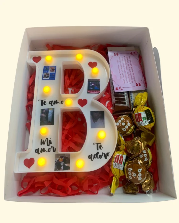 Caja con Letra Led y Dulces - Imagen 2